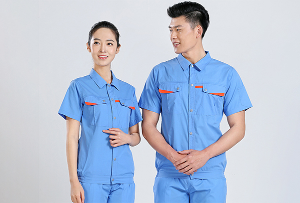 如(rú)何辨别工(gōng)作(zuò)服定做(zuò)的(de)質量好(hǎo)壞