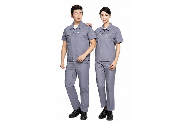 定制(zhì)夏季短(duǎn)袖工(gōng)作(zuò)服面料發黃(huáng)的(de)預防措施及補救辦法