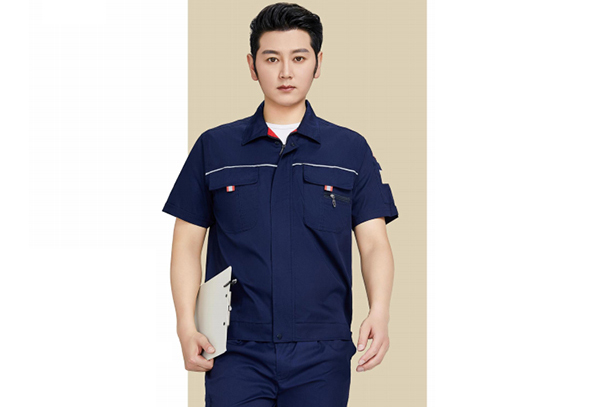 工(gōng)作(zuò)服定做(zuò)時(shí)不(bù)容忽視(shì)哪些(xiē)細節?