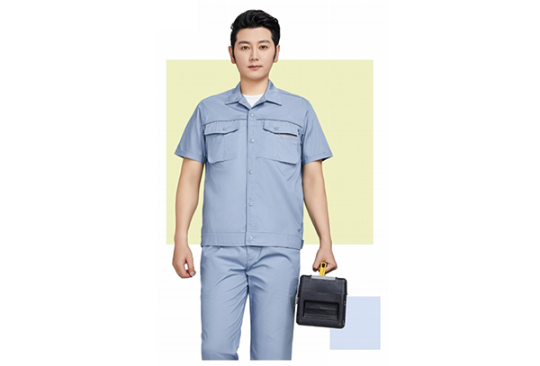 怎樣把握設計(jì)比例和(hé)平衡工(gōng)作(zuò)服