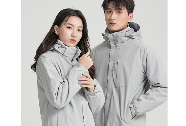 如(rú)何選擇定制(zhì)冬季工(gōng)作(zuò)服